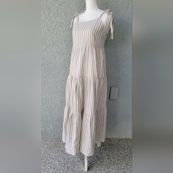 Rylee + Cru Cream Striped Maxi Dress - Picture 2 of 8